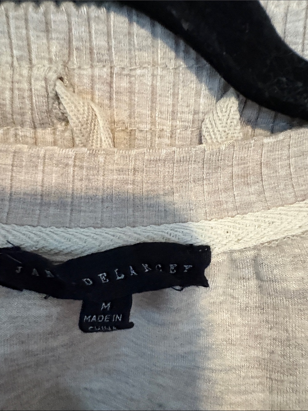 Jane and Delancey Women's Light Cream Crewneck Sweatshirt & Jogger Set - Size M - Picture 5 of 16